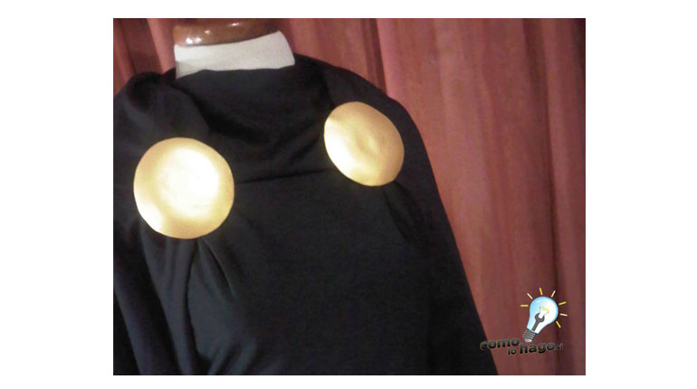 Cómo hacer accesorios para cosplay de Raven de DC Cómics.