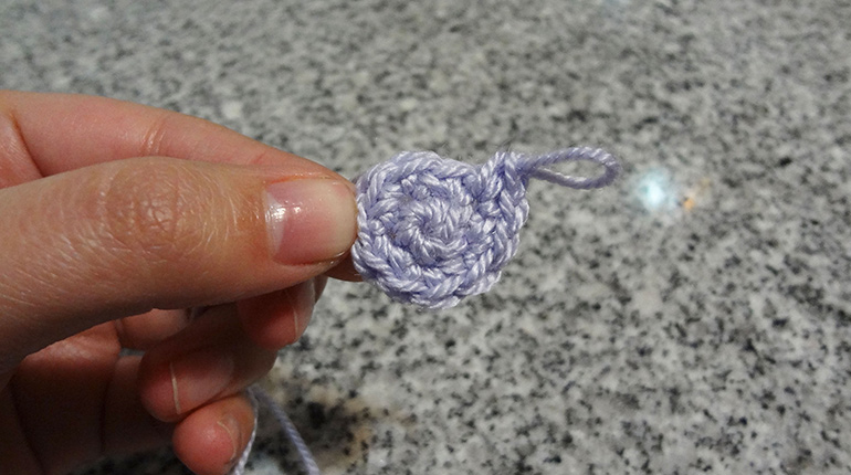 Cómo tejer un anillo mágico con crochet (amigurumi básico)